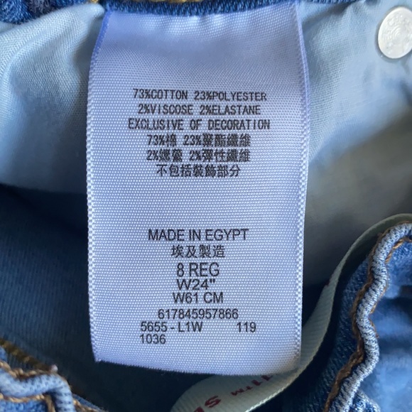 Levi’s Shorts - Picture 6 of 7